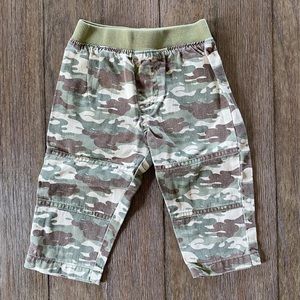 4/$10 Granimals Camo pants 12 months